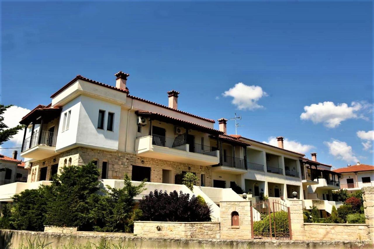 Artistic 1 Apartment Afytos Esterno foto