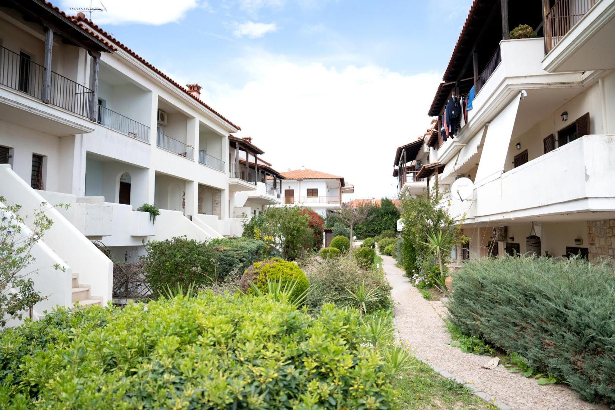 Artistic 1 Apartment Afytos Esterno foto