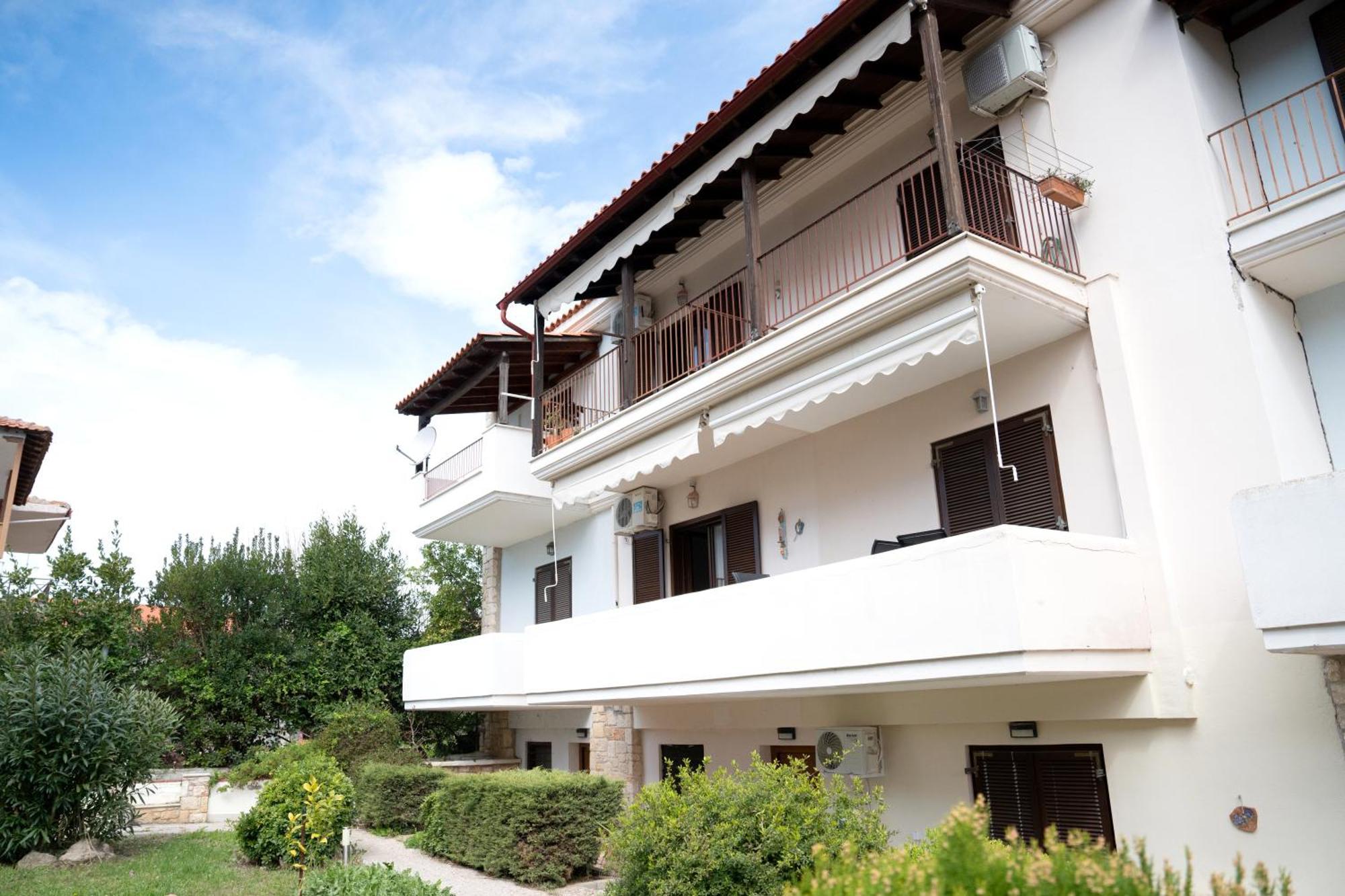 Artistic 1 Apartment Afytos Esterno foto
